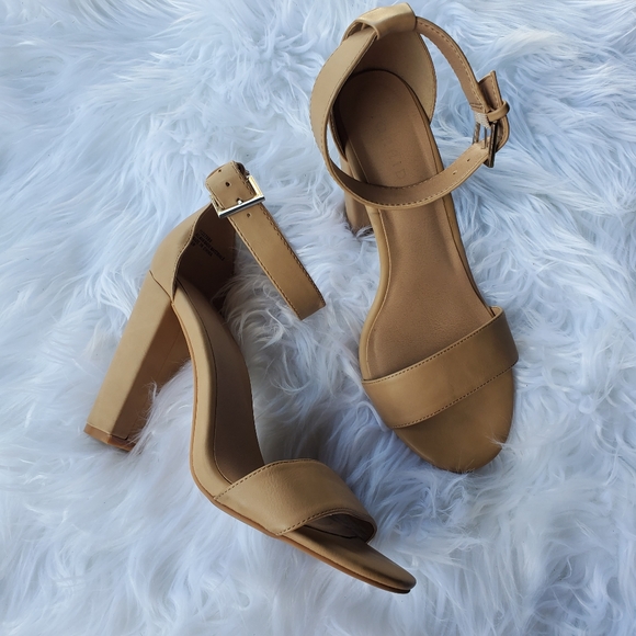 torrid Shoes - Torrid Staci Beige Ankle Strap Tapered Heel 7.5W